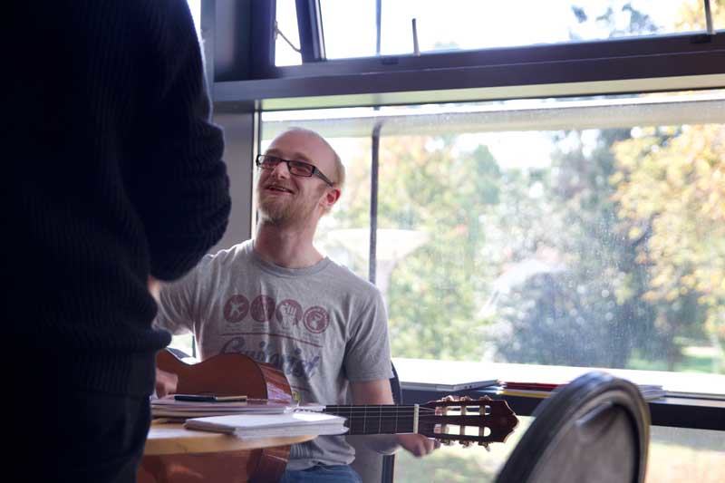 Grant from Octave Music giving free guitar lessons